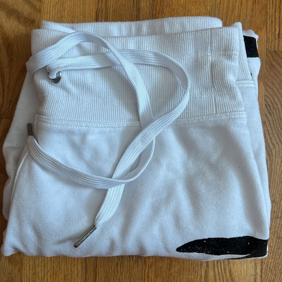 Calvin Klein Joggers - Picture 3 of 3